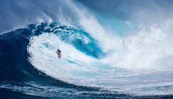 surf-1477175_640